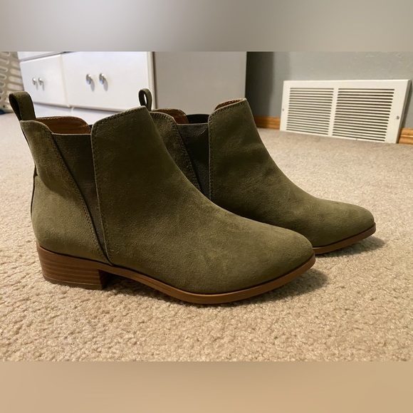 J.Crew Factory Frosty Olive Ankle Boots - only worn once - Picture 1 of 4